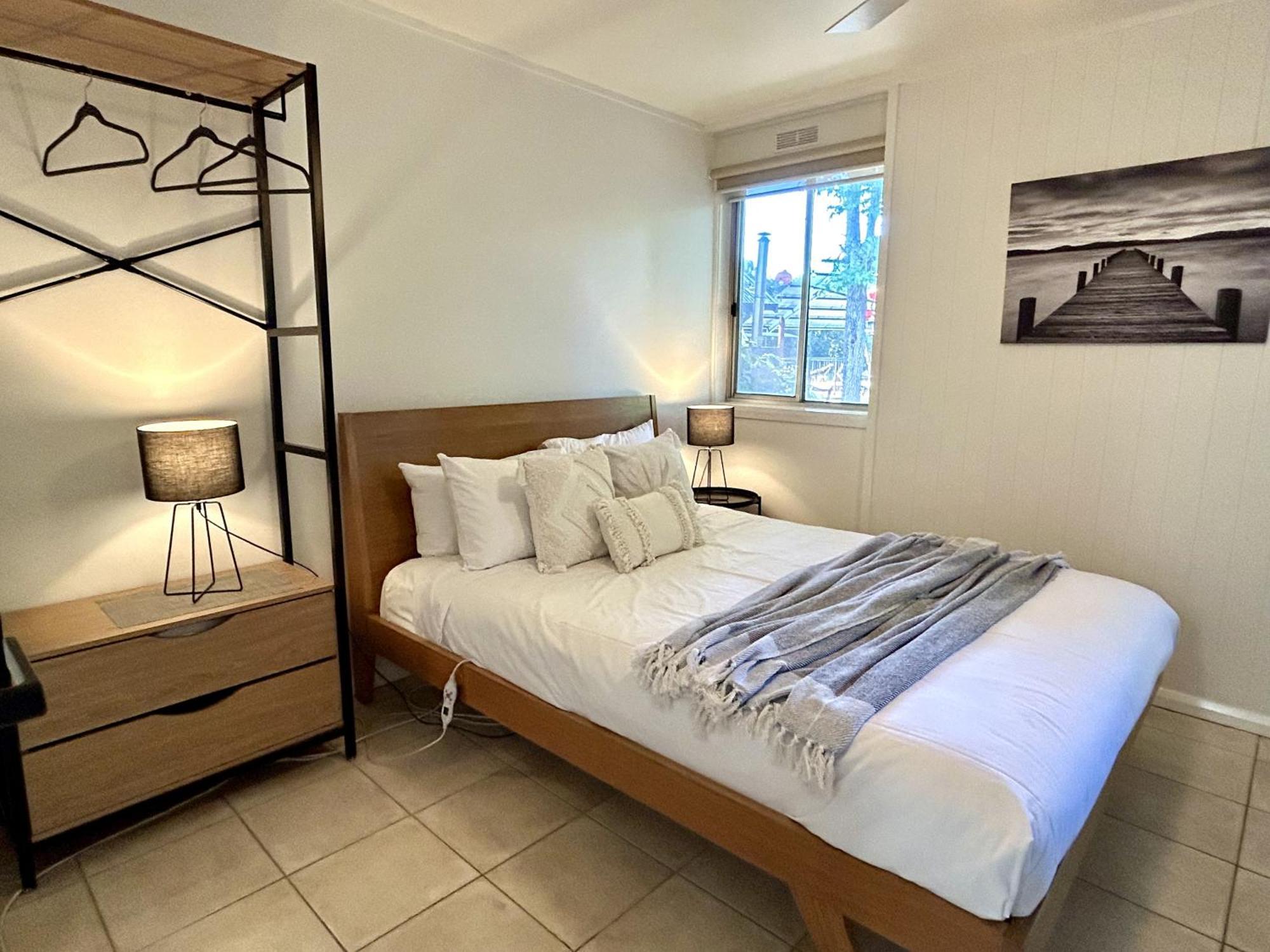 Adina Lodge Holiday Apartments Bright Room photo