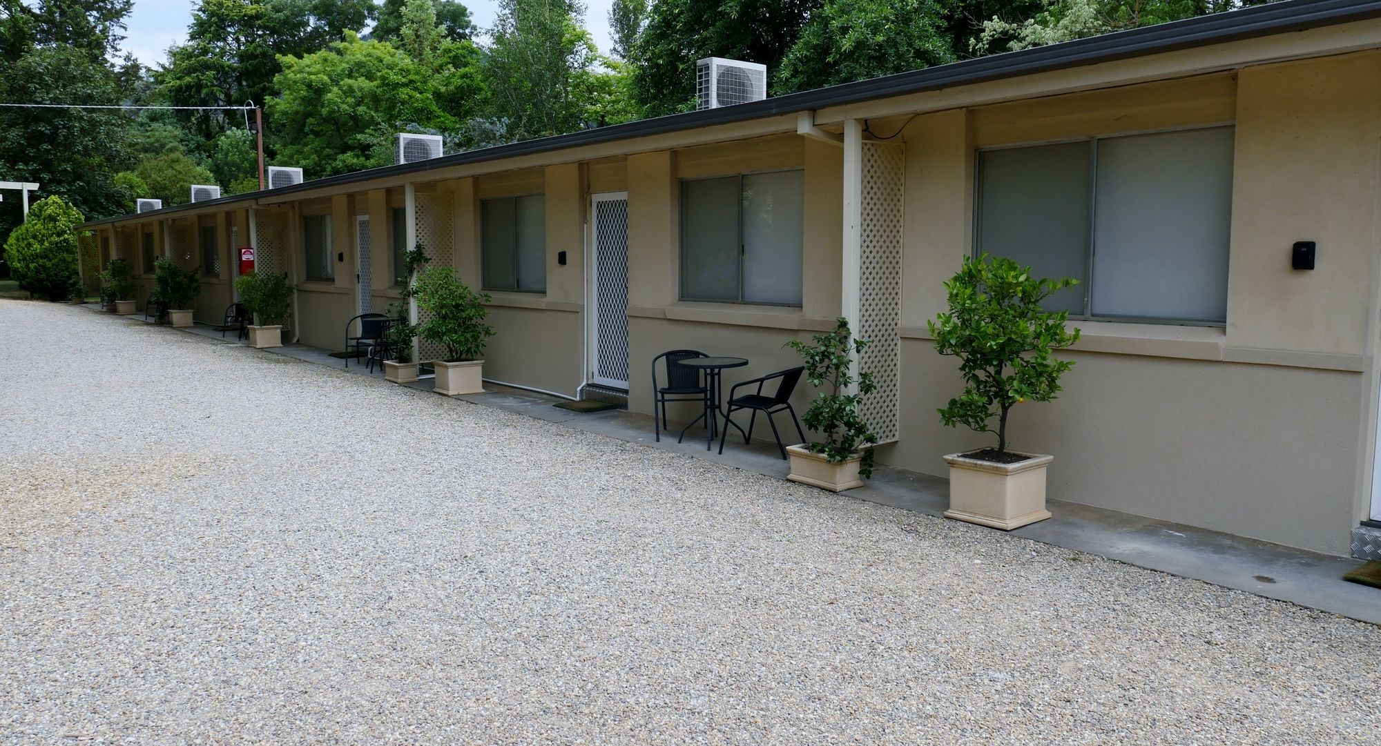 Adina Lodge Holiday Apartments Bright Exterior photo